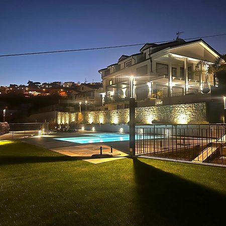 Villa La Matta Apartments And Luxury Suites Санремо Экстерьер фото