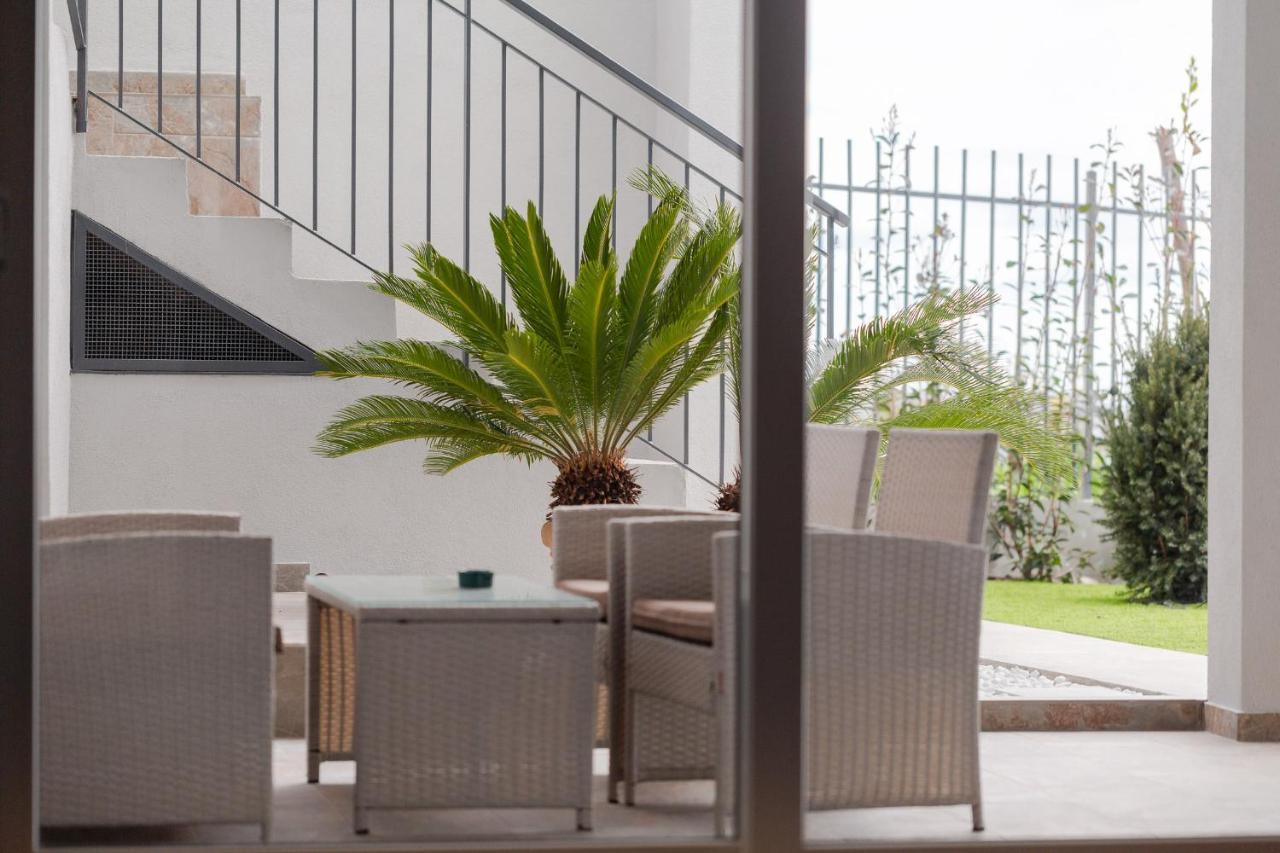 Villa La Matta Apartments And Luxury Suites Санремо Экстерьер фото